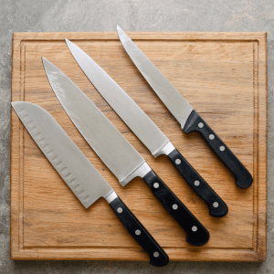 Hogyan válasszuk ki a megfelelő séf kést és kiegészítőket? 