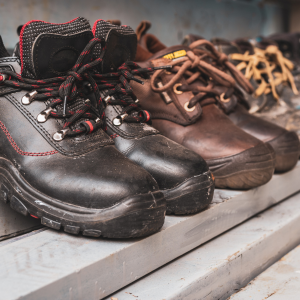 Mit jelent az ESD jelentése munkavédelmi cipők esetében? 